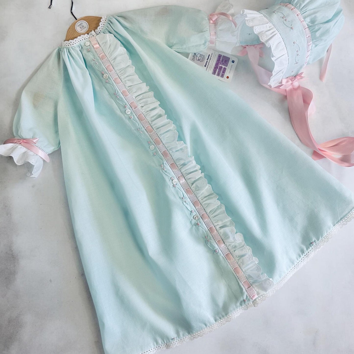 Lilly's Heirloom Day Gown and Bonnet, Baby Homecoming Outfit, Baby First Portrait, Easter, Baby Dedication